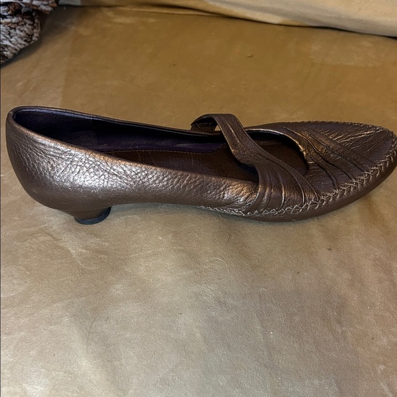 Indigo Copper sheen leather loafers - Picture 9 of 10